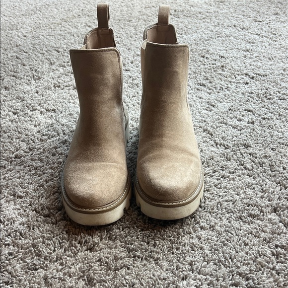 Chinese Laundry Beige Ankle Boots - Picture 2 of 6